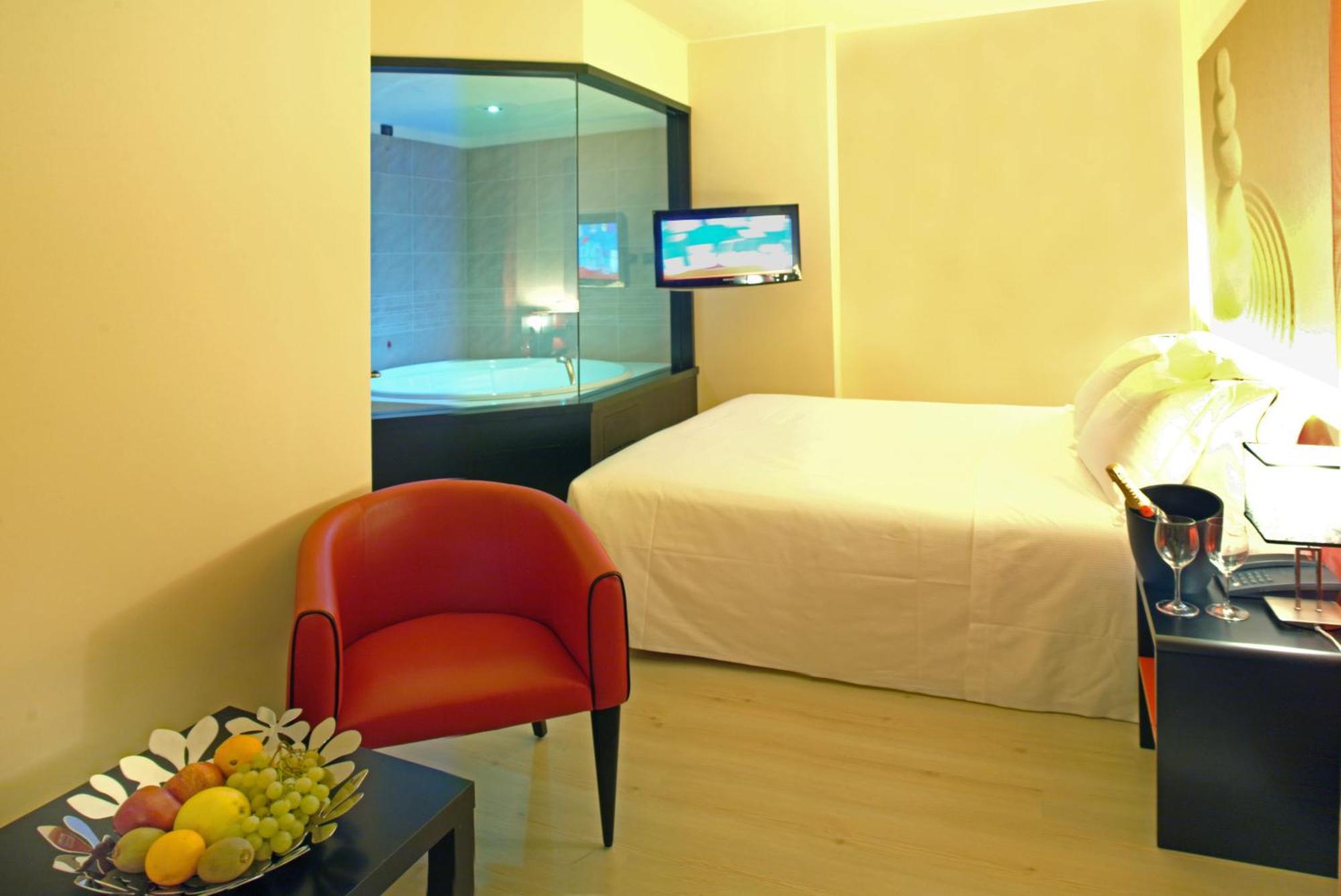 Amati' Design Hotel Zola Predosa Esterno foto